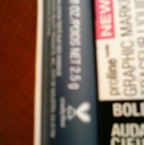 NWT GRAPHIC MAKER EYELINER Smudgproof Airliner Blu